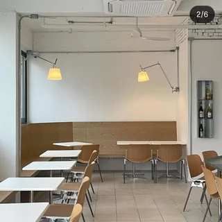 브런치카페 인테리어