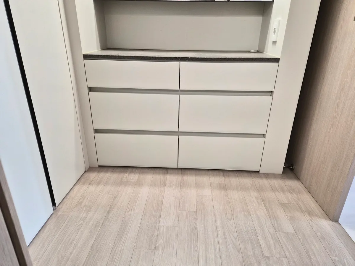 이미지 4