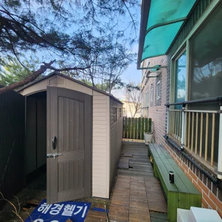 아이들의 웃음꽃 피는 공간, 홍천 빌라 노후 데크 안전하게 재탄생!