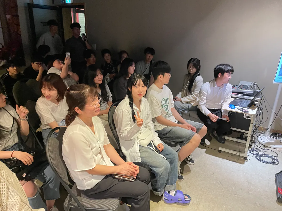 이미지 6