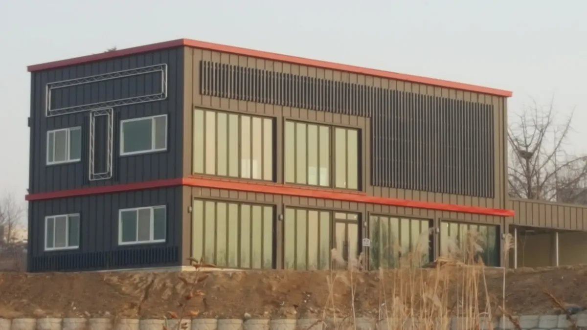 이미지 4