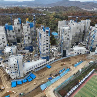 공사현장증축 시계열 드론전경촬영