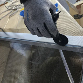 방충망교체작업