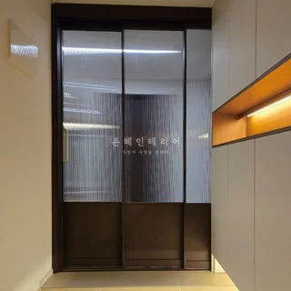 초지동 그린빌 11단지 다크우드와 화이트의 최고의 조합