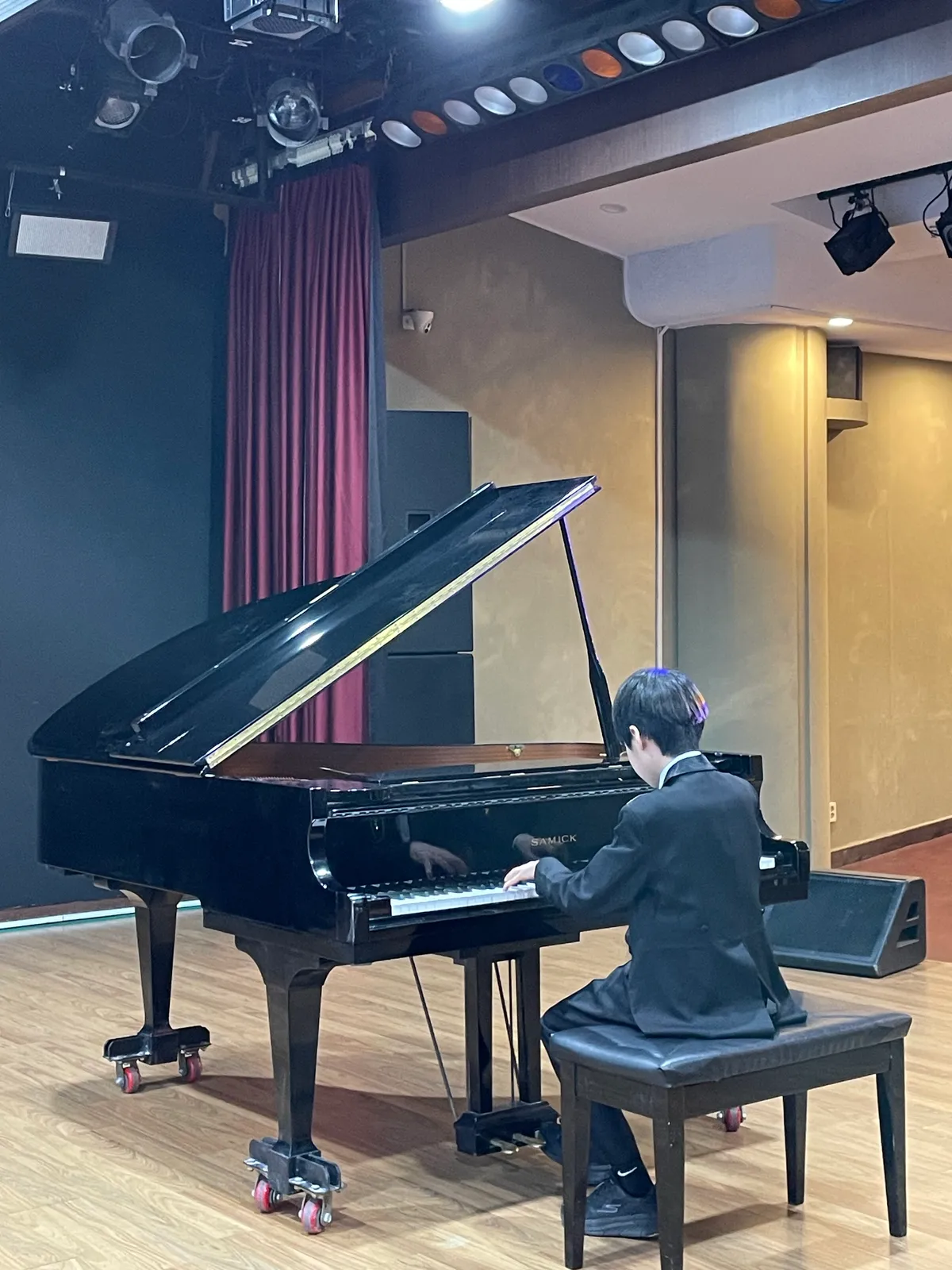 이미지 9