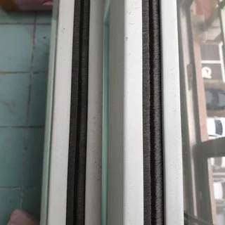 창문 솜털 교체(모헤어) 시공