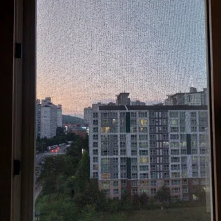 세탁기실 중창 방충망 교체