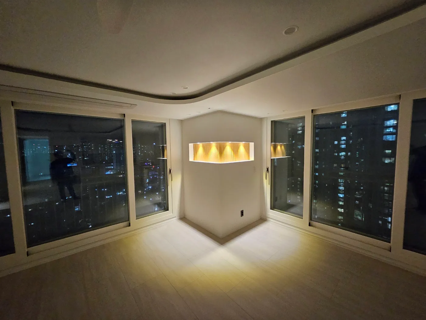 이미지 4