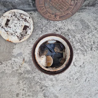부산 대형공장 오수관 막힘, 전문 관통 작업으로 공장 운영 정상화