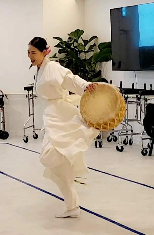이미지 4