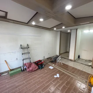 원주시 아파트상가 부분 철거요청