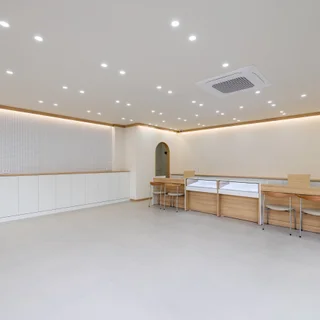 10평대 핸드폰매장 인테리어