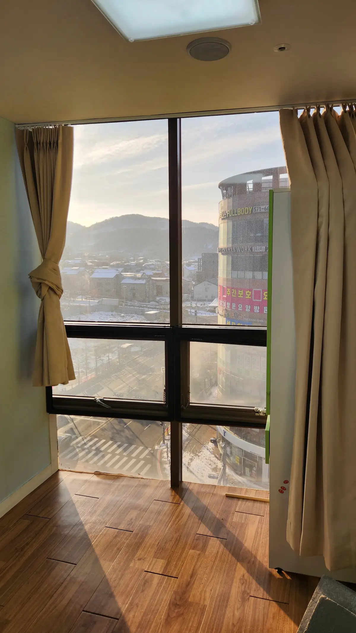 이미지 3