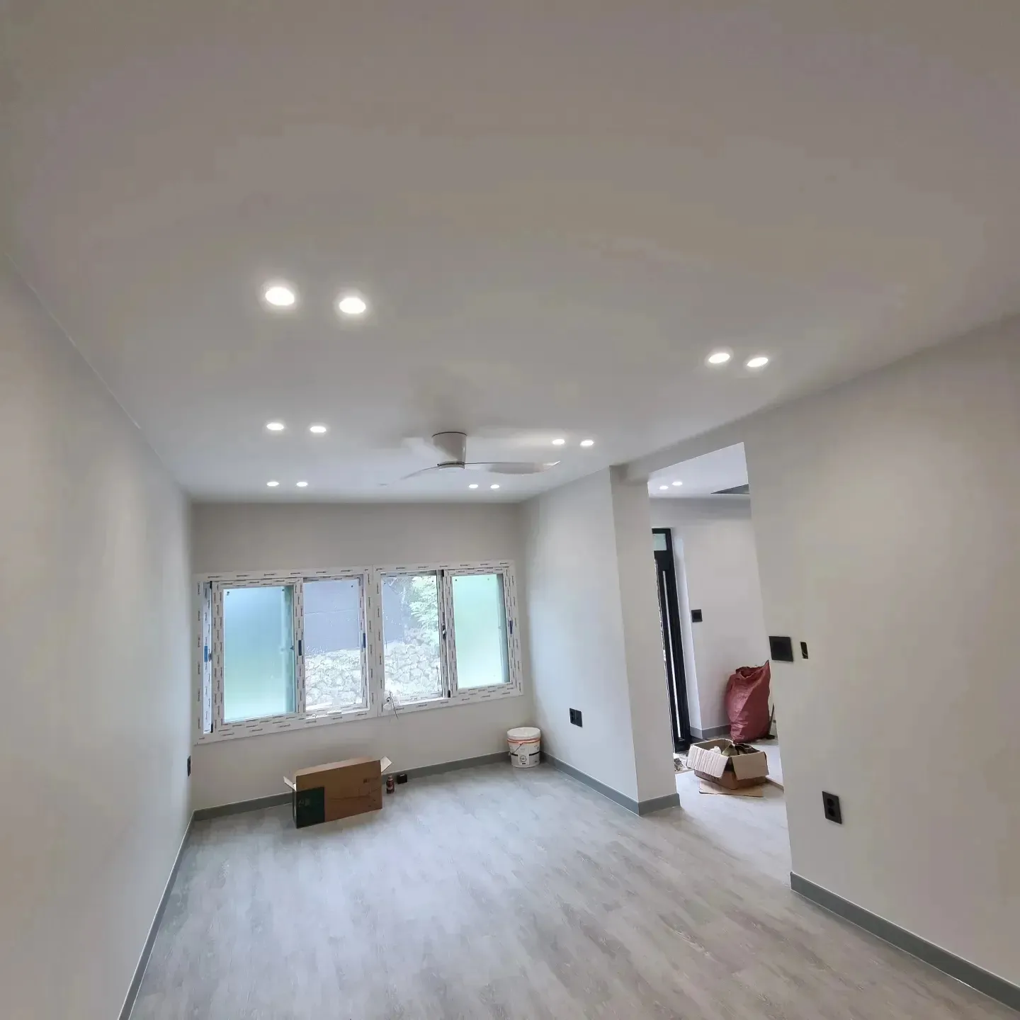 거실 실링팬 및 간접조명 시공 / 오름전기조명 - 숨고, 숨은고수 거실 실링팬 및 간접조명 시공
