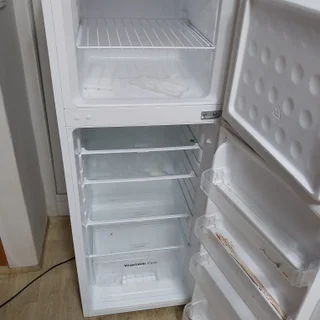 이사로 인한 폐기물 철 및 청소 진행