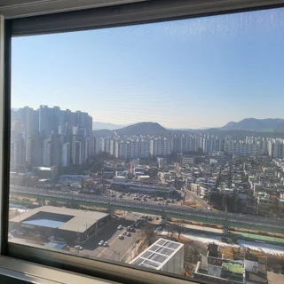 춘천 코아루웰리움 타워 오피스텔 방충망 시공