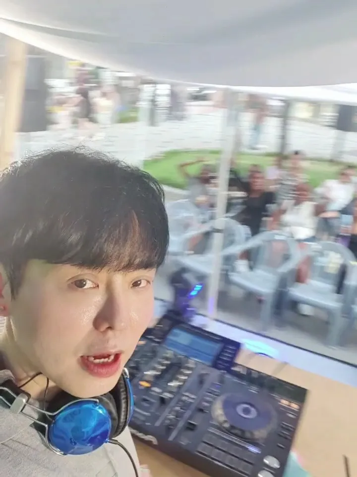 이미지 9