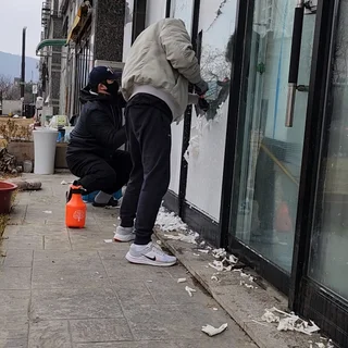 상가유리 시트지 제거 및 청소