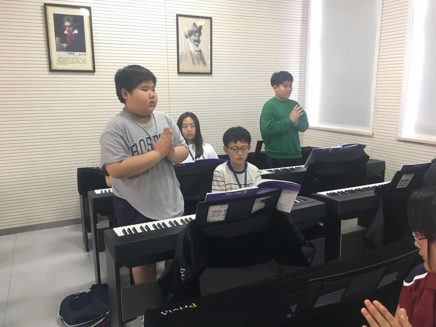 이미지 10