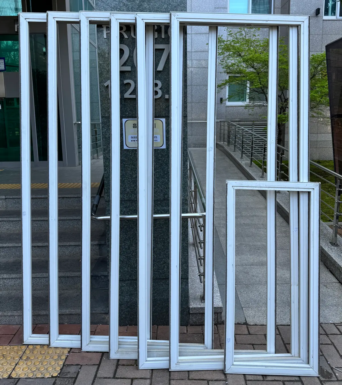 이미지 4