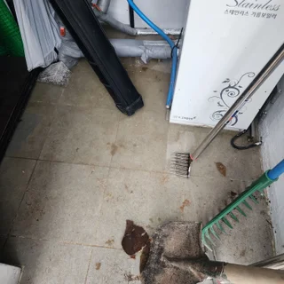 집전체 하수구 역류???