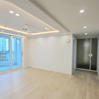 달서구 영남우방타운 32평, LX자재로 완성한 화이트 모던 인테리어