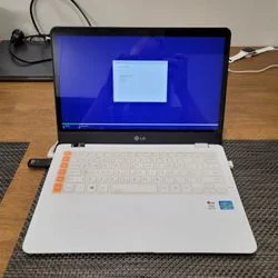 구형 LG 노트북 Windows 11 설치