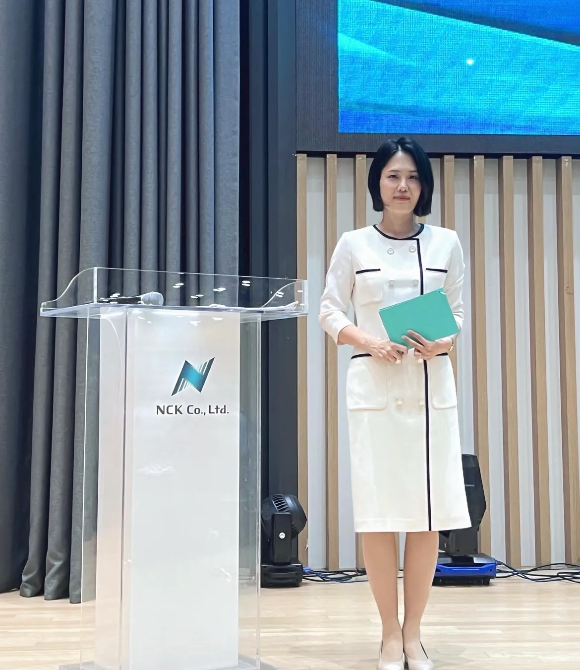 이미지 4