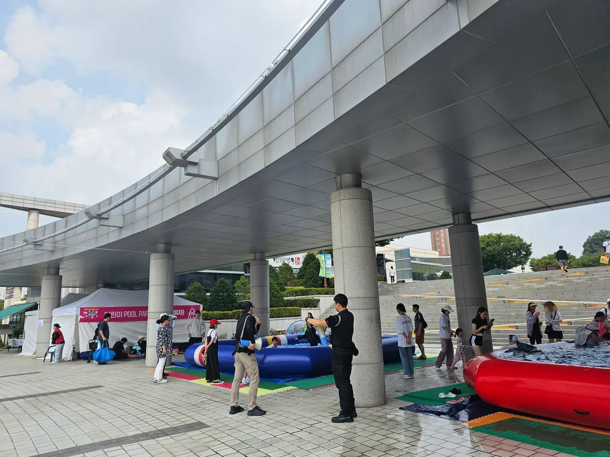 이미지 6