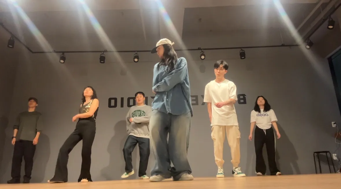 이미지 4
