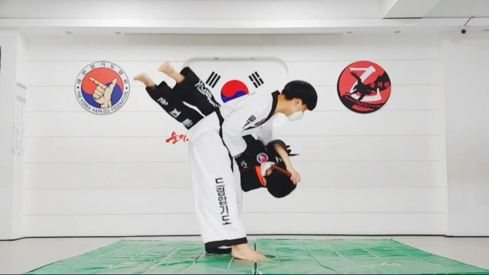 이미지 10