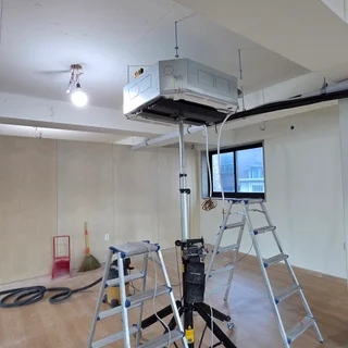 성북구 LG 천정형 멀티 중고 에어컨, 인테리어 마감에 맞춰 신속하고 완벽하게 설치!
