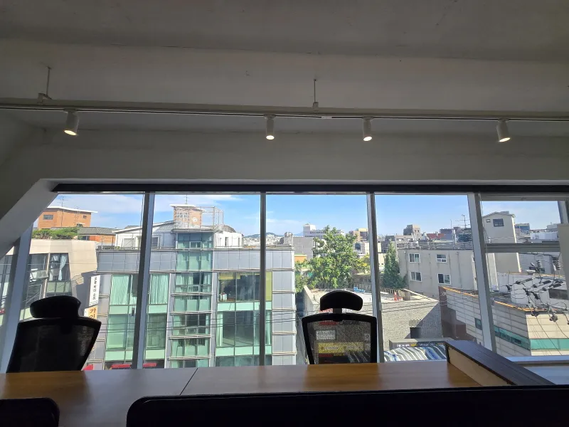 이미지 6
