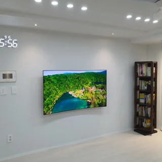 벽걸이TV 및 LED 시계 시공