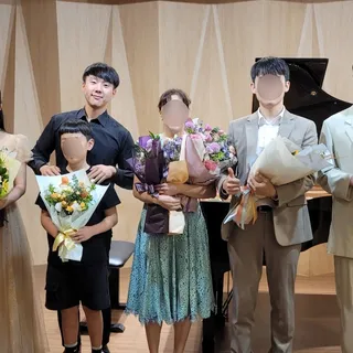 수강생 피아노 연주회