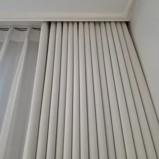 겉지속지 2중커튼으로 거실인테리어 완성