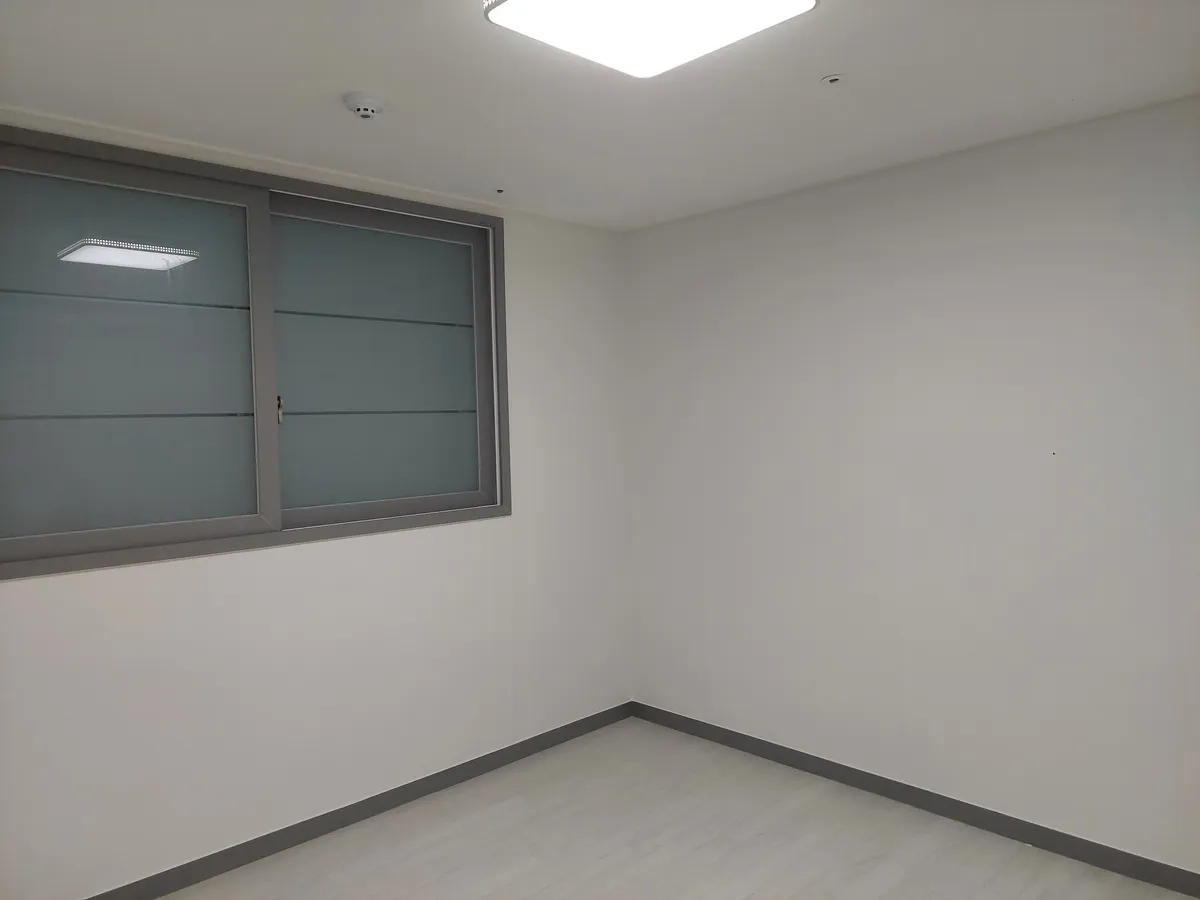 이미지 4
