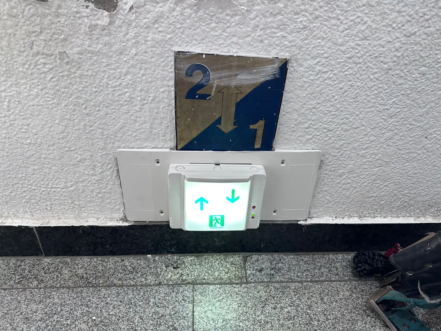 이미지 4
