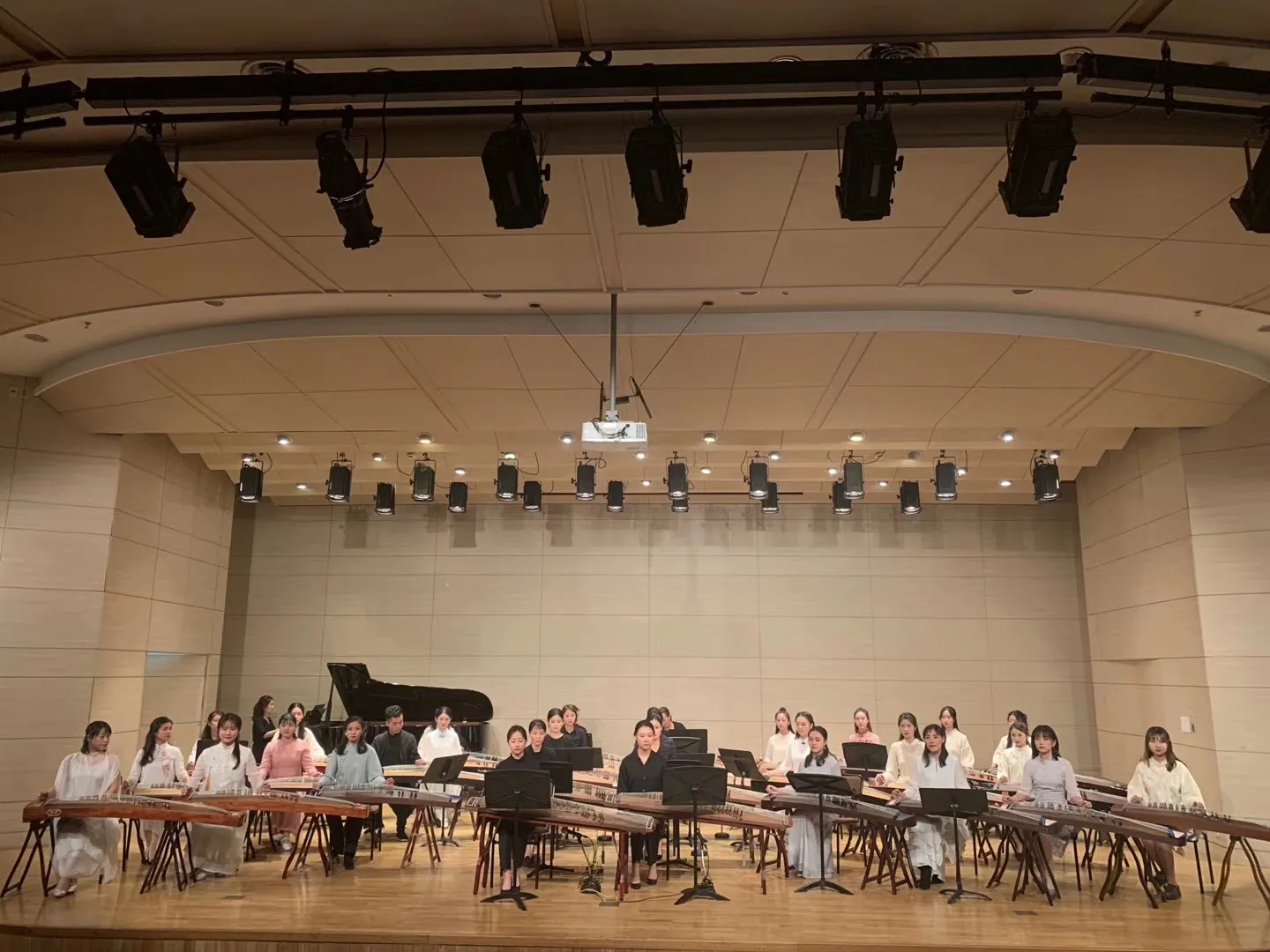 이미지 4
