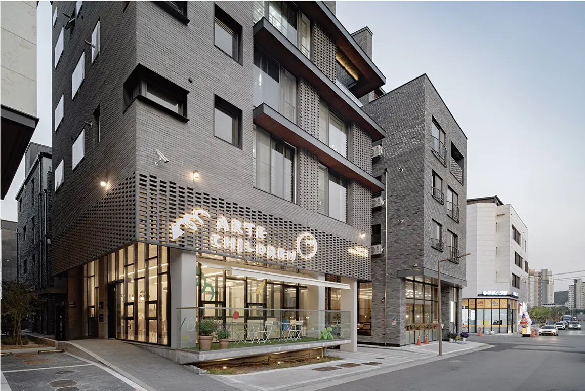 이미지 4