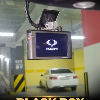 벤츠 E클래스 W212 블랙박스 시공