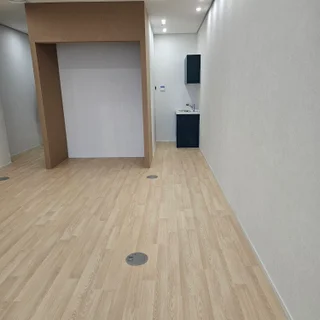 안양 아이에스비즈타워, 대진데코타일로 완성된 품격 있는 오피스 공간