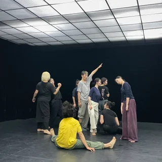 [즉흥탐구] : 다섯 명의 연주자와 열한 명의 무용수들