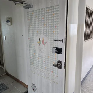 주공아파트 현관문, 엔틱문짝. 문틀, 씽크대 인테리어필름