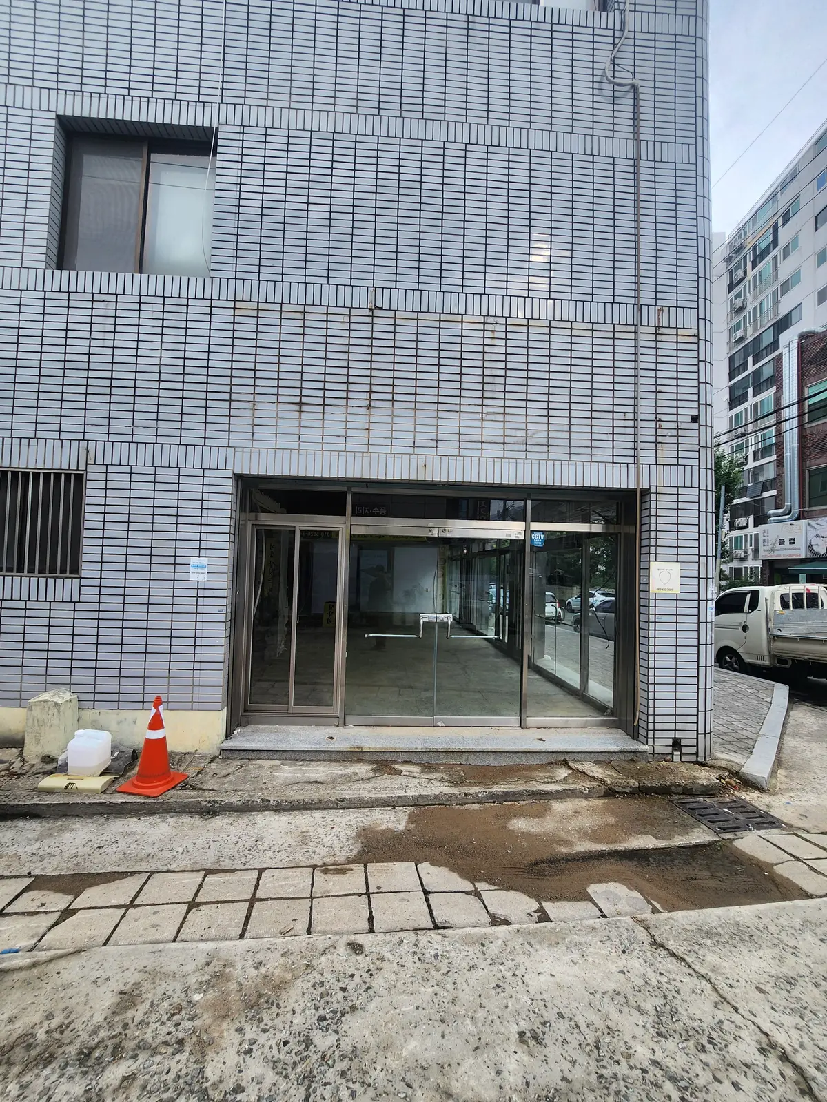 이미지 6