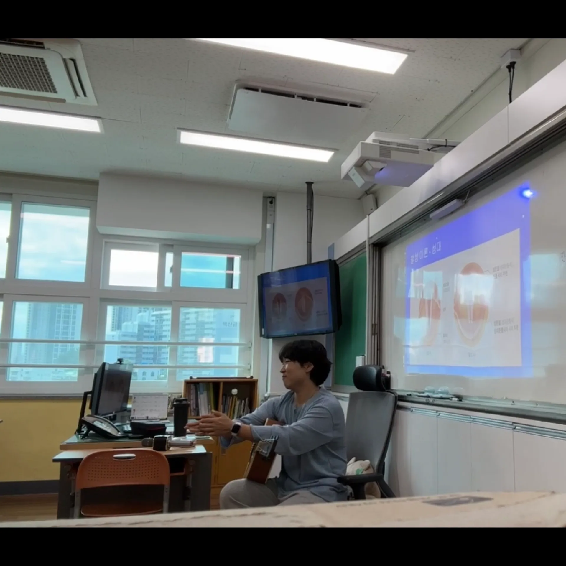 이미지 4