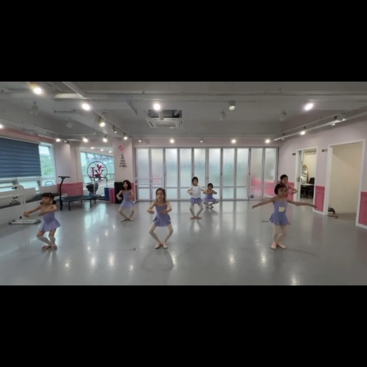 이미지 4