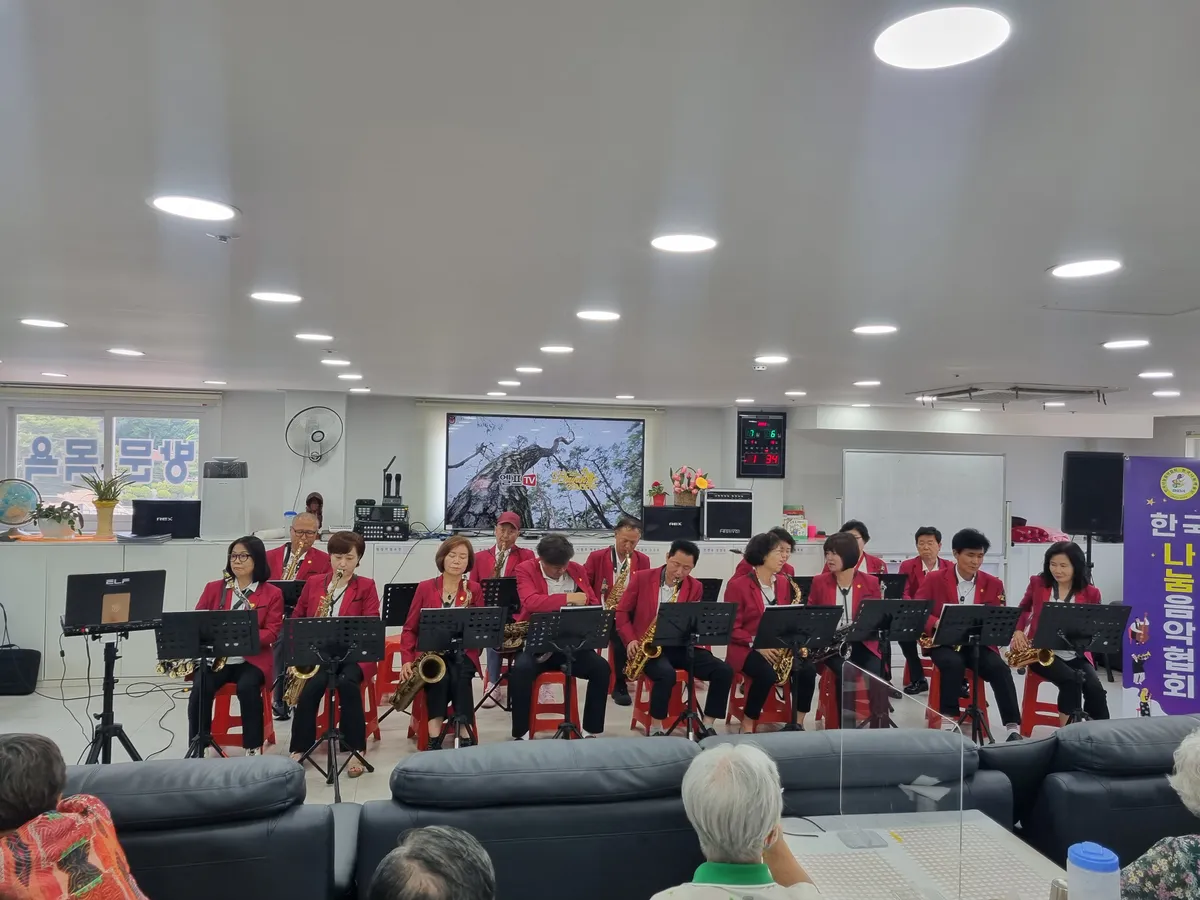 이미지 9