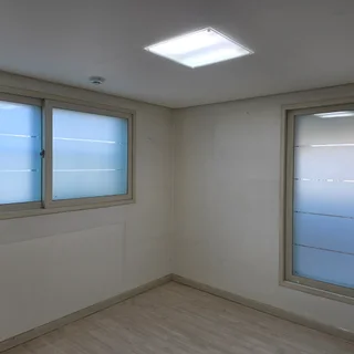 서울 금천구 합지 도배 – 노후 벽지 교체로 새집처럼