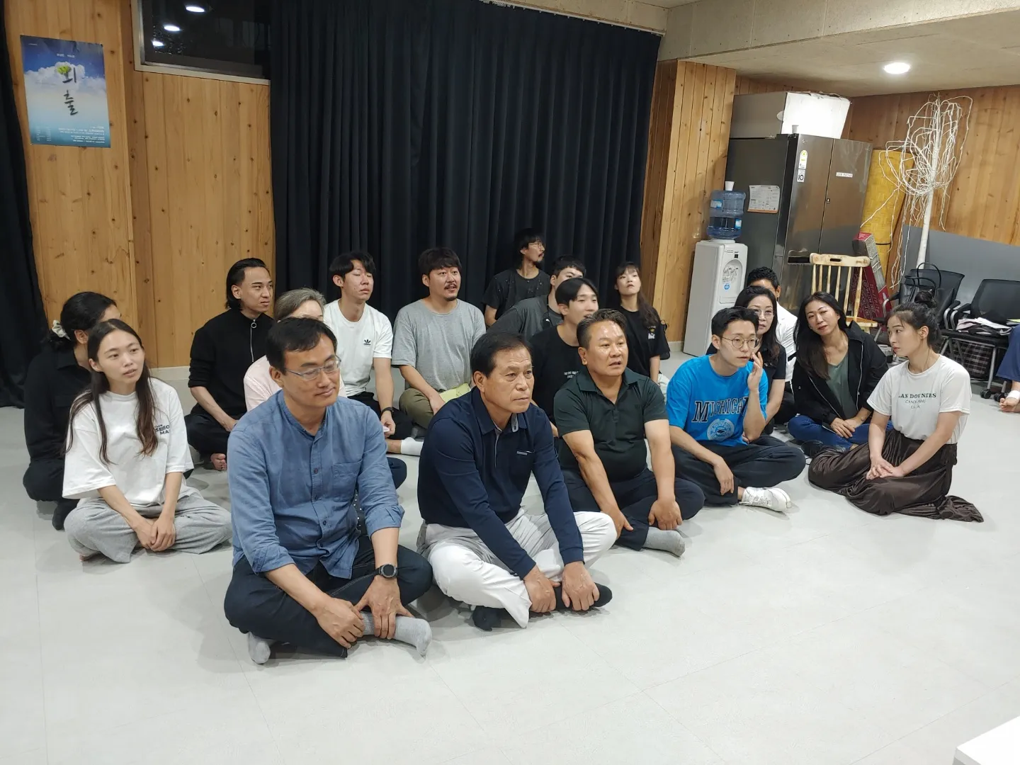 이미지 4